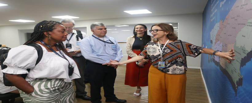 Ciceroneados pela Secretaria de Estado de Saúde, durante três dias os colombianos receberam informações sobre a jornada do paciente, desde a entrada na atenção básica até a internação em unidades públicas especializadas