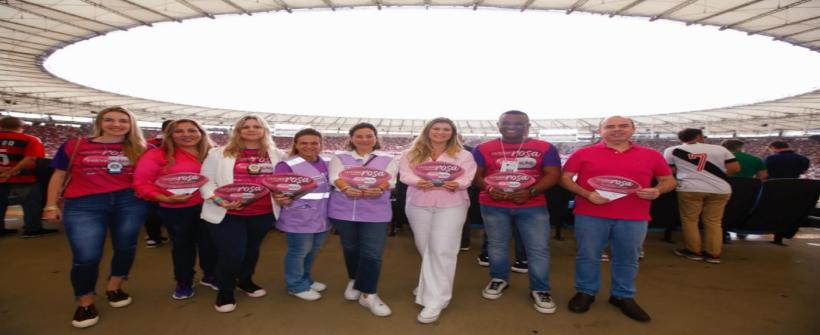 Outubro Rosa: Governo do Estado realiza ação de conscientização sobre o câncer de mama no Maracanã
