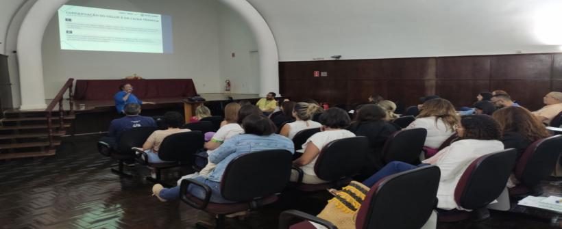 Qualidade dos alimentos é tema de capacitação feita pelo Laboratório Central de Saúde Pública Noel Nutels