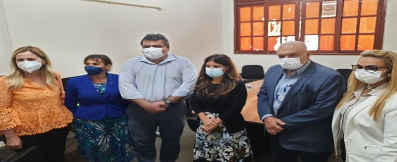 Representantes da OMS e da OPAS conhecem o primeiro Ambulatório Pós-Covid do Brasil no Hospital Universitário Pedro Ernesto