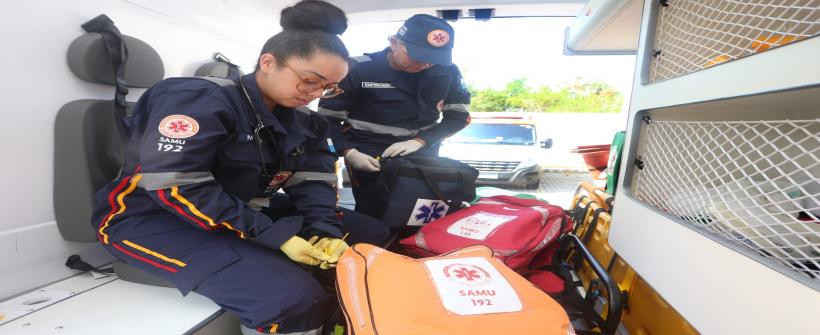 Médicos, enfermeiros e técnicos de enfermagem passam por qualificação constante