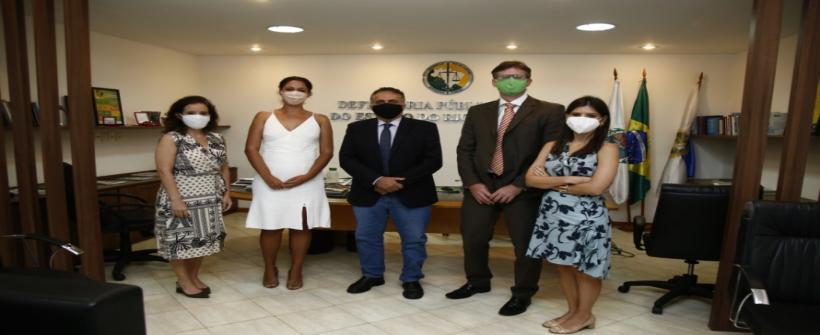 Secretário de Saúde se reúne com Defensor Público-Geral e integrantes da Defensoria