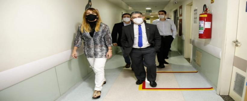 Secretário de estado de Saúde visita o Hospital Estadual da Criança