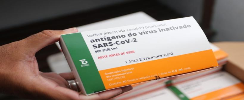 Secretaria de Saúde distribui nova remessa de vacinas contra Covid-19 aos 92 municípios