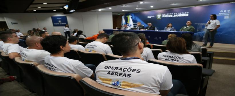 Serviço de Operações Aéreas forma 44 profissionais de saúde em transporte aeromédico