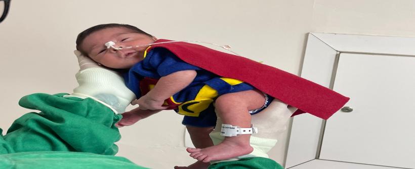 Às vésperas do Dia das Crianças, recém- nascidos ganharam fantasias e participaram de sessão de fotos especial