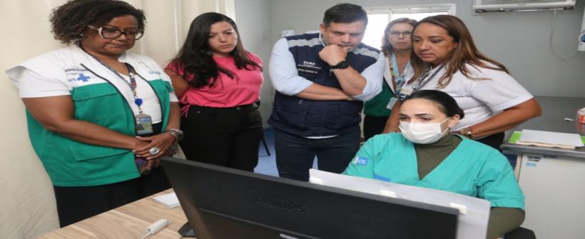 Representante do Ministério da Saúde conhece atendimento dedicado à dengue em UPAs do estado