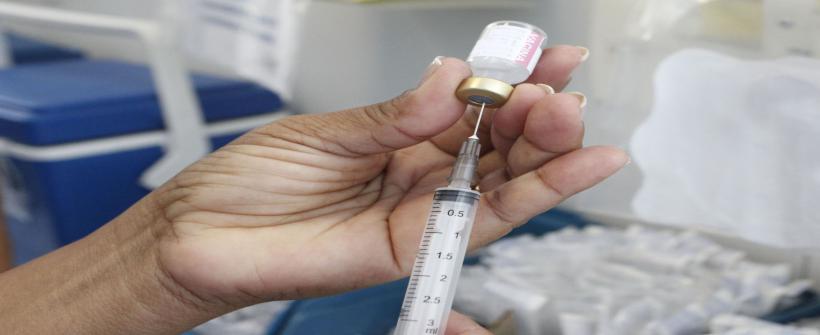 Apesar de ter melhorado nos últimos anos, adesão às vacinas está abaixo do esperado