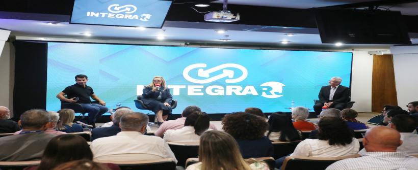 Ao longo da manhã desta sexta-feira (3), especialistas da SES-RJ apresentaram paineis cinco paineis Proposta busca, por meio de um fórum, melhor o serviço prestado ao cidadão