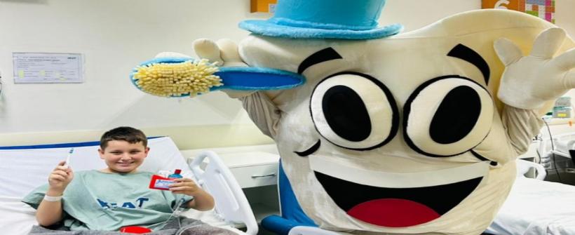 Julho Neon: unidades da rede estadual promovem campanha de conscientização sobre saúde bucal