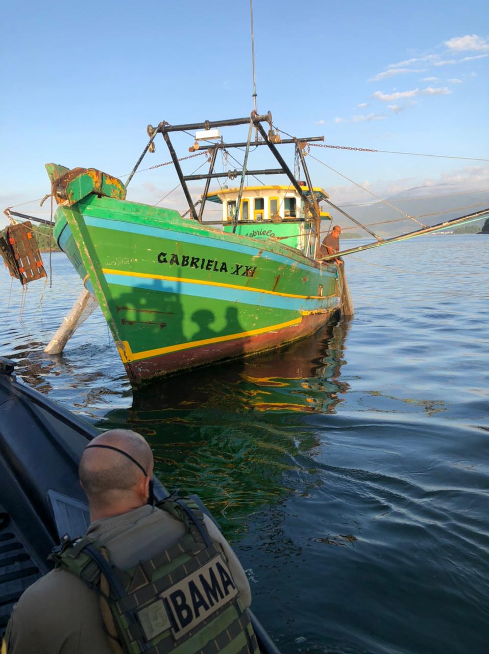 Seas, Inea e Ibama deflagram ação para combater a pesca predatória na Baía de Sepetiba