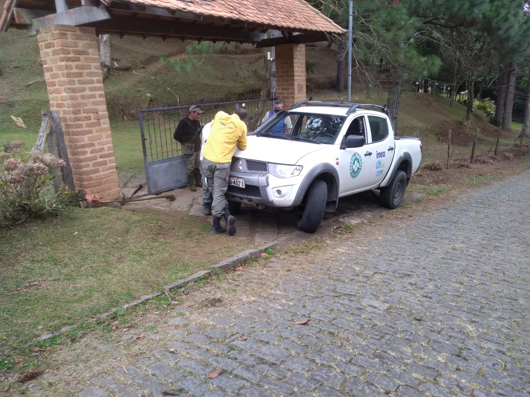 Operação Fumaça Zero chega ao Pico do Caledônia, no Parque Estadual dos Três Picos