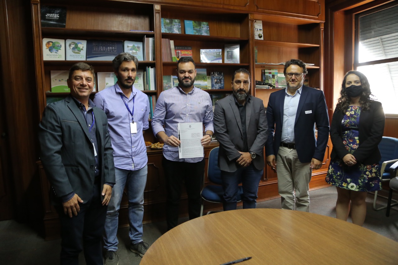 Seas e Inea assinam Acordo Setorial para Logística Reversa de Baterias de Chumbo Ácido no RJ