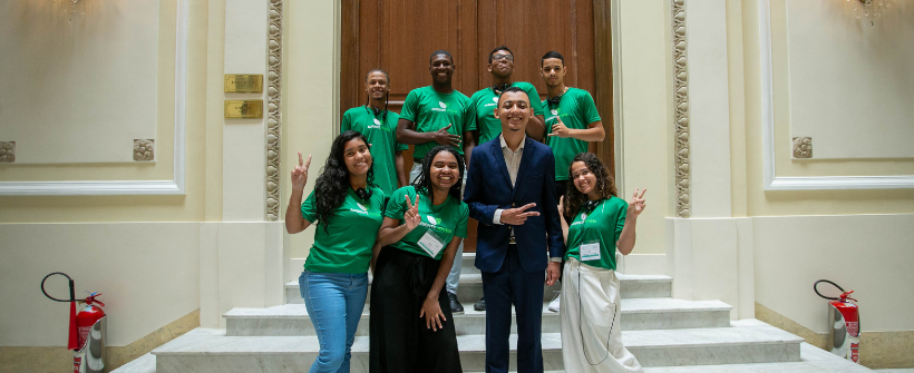 Ambiente Jovem marca presença em cúpula internacional sobre o clima na capital fluminense