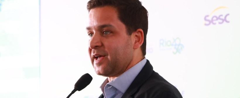 Secretaria de Estado do Ambiente e Sustentabilidade assina decreto em prol de governança integrada da Baía de Guanabara