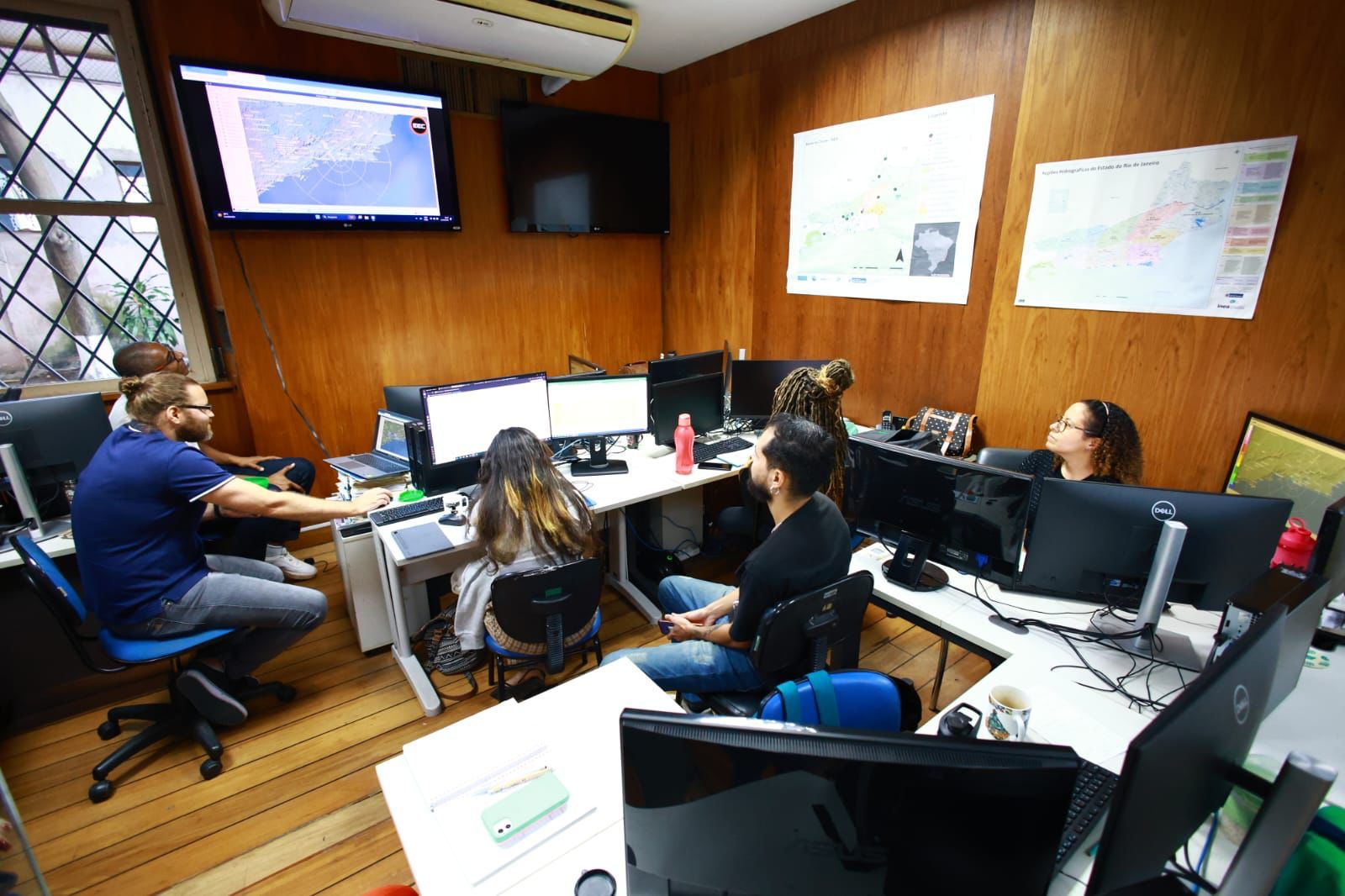 Secretaria de Estado do Ambiente e Sustentabilidade e Inea seguem apoiando os municípios afetados pela chuva
