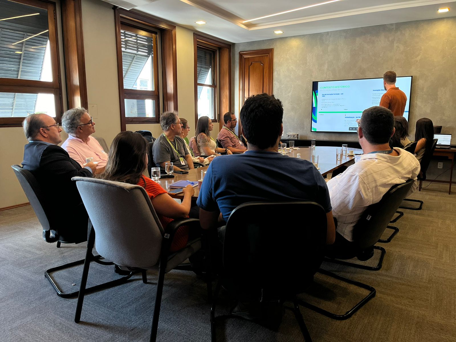 Secretaria de Estado do Ambiente e Sustentabilidade realiza reunião para debater os avanços e resultados do Programa BlueRio 