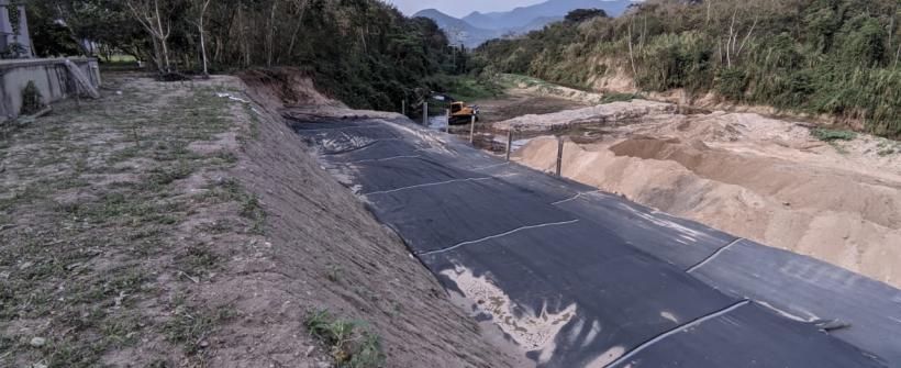 Obras de contenção são realizadas em Cachoeiras de Macacu
