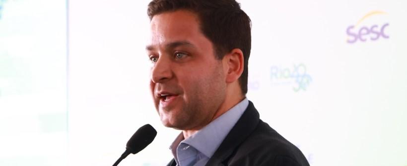 Secretaria de Estado do Ambiente e Sustentabilidade assina decreto em prol de governança integrada da Baía de Guanabara