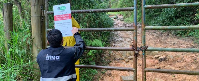 Seas e Inea deflagram operação contra desmatamento em Mangaratiba