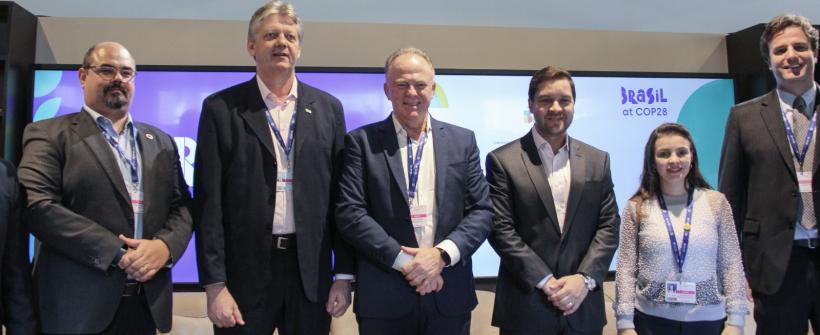 COP28: Em fórum sobre mercado de carbono, Governo do Rio destaca seu pioneirismo no controle das emissões de gases de efeito estufa