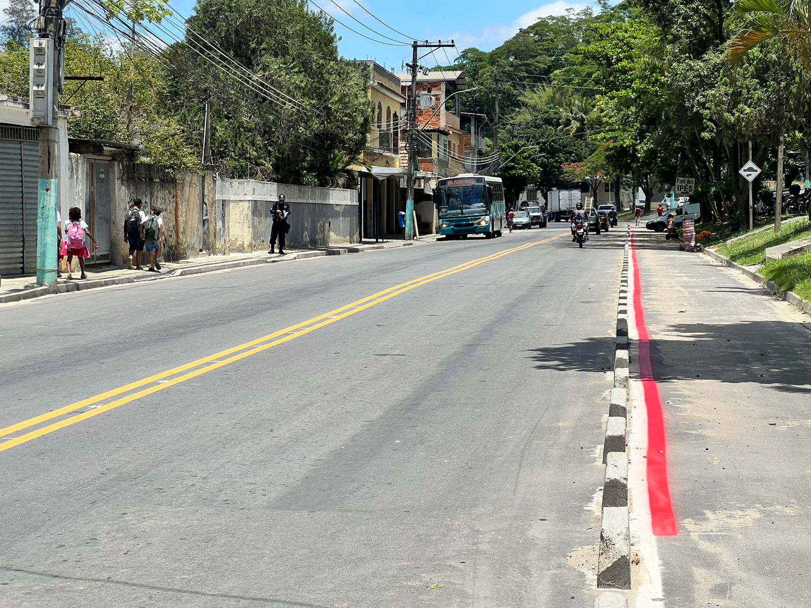 Obras na Avenida Zoelo Sola, em Três Rios, estão próximas da conclusão e de ser entregues à população