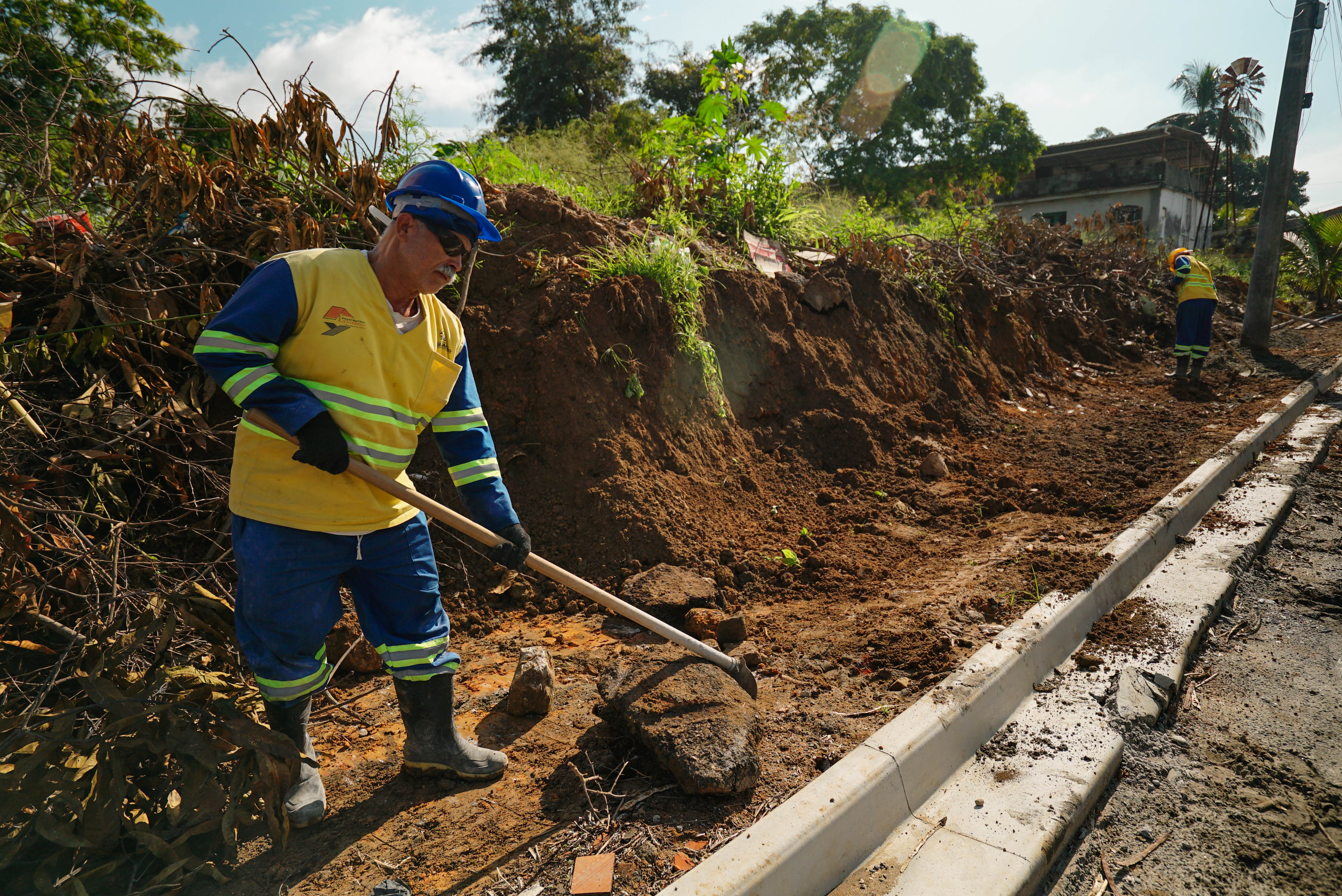 As intervenções no bairro Marambaia, em Itaboraí, estão levando mais qualidade de vida à população