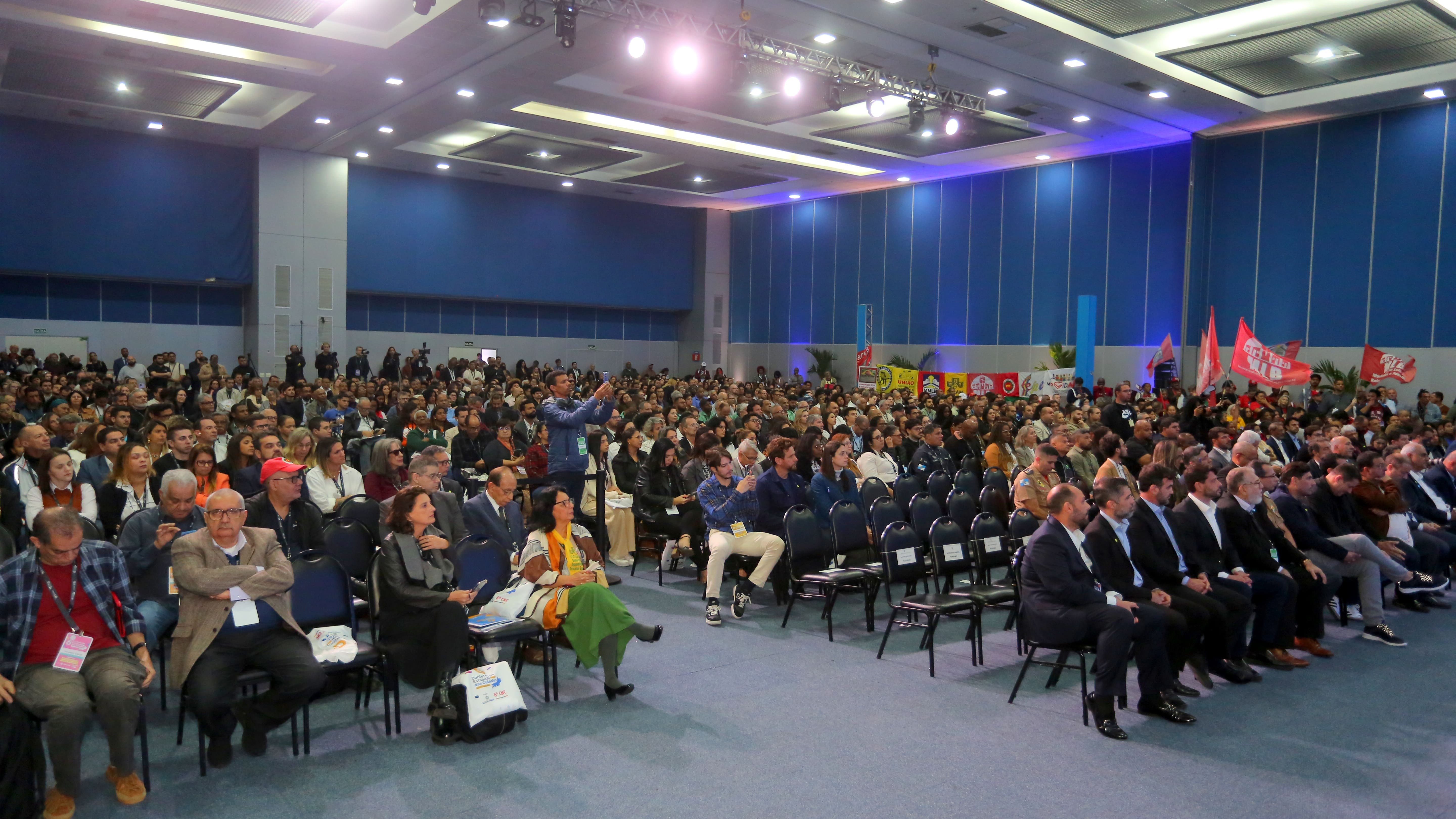 Com sociedade civil e autoridades, abertura da 6ª Conferência Estadual das Cidades contou com grande público
