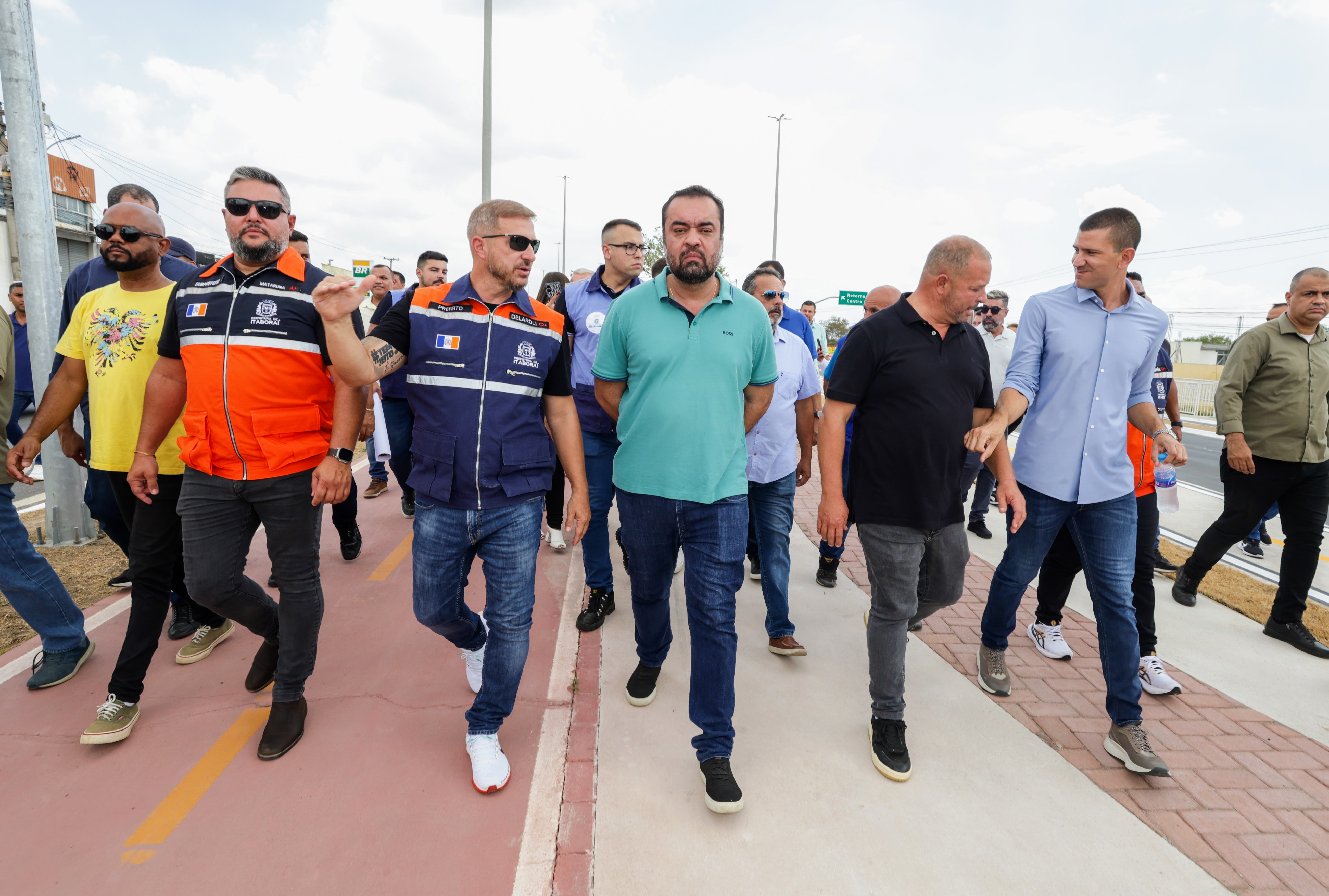 Ao lado do Governador Cláudio Castro, o secretario das Cidades, Douglas Ruas, participou da entrega do primeira trecho da Avenida 22 de Maio, em Itaboraí