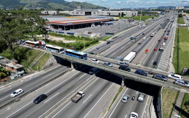 Cláudio Castro anuncia R$ 47,9 milhões em investimentos para duplicação de viaduto em Belford Roxo