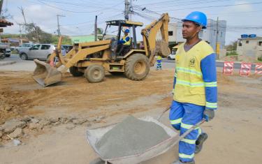 Governo do Estado dá início às obras de drenagem, pavimentação e iluminação em bairro de Búzios