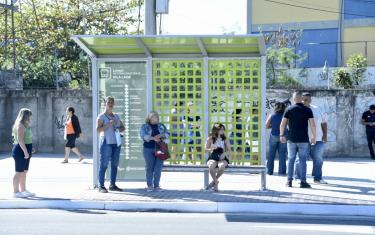 ponto de ônibus MUVI 