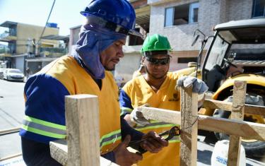 Obras emergenciais em Mesquita, na Baixada Fluminense, já foram iniciadas e têm previsão de serem concluídas em seis meses 