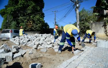 Obras em Macacu 