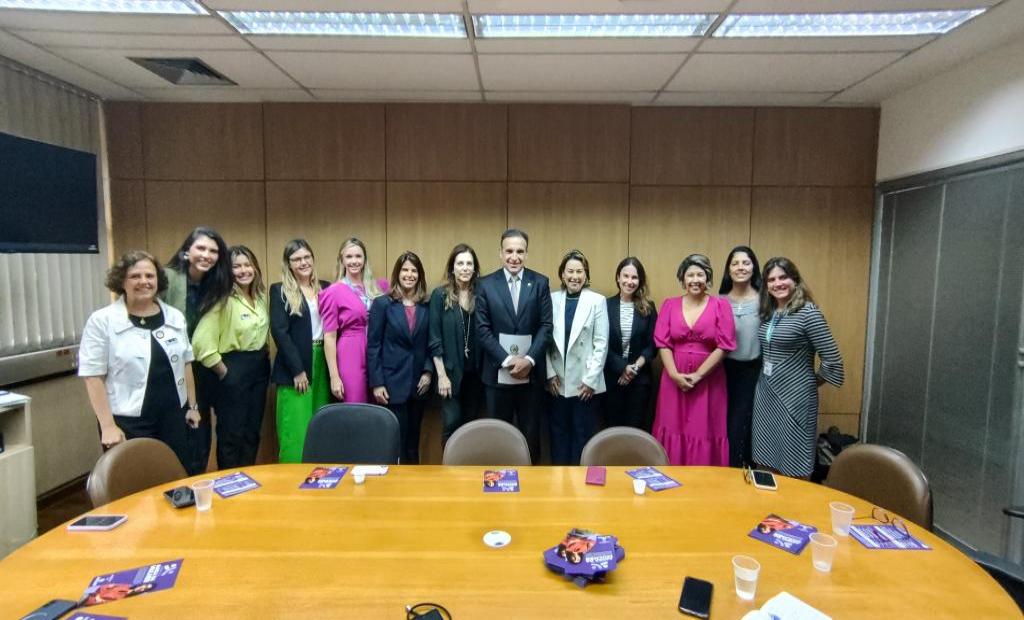 Selo Empresa Amiga da Mulher é apresentado a gestoras do setor de gás, petróleo e energia