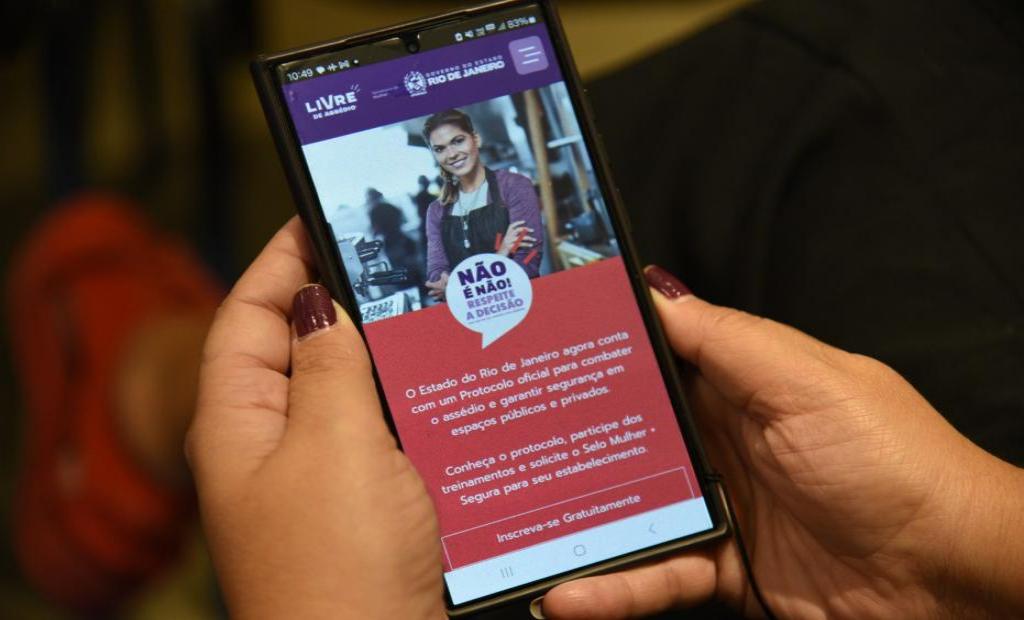  A iniciativa incluiu a capacitação de 210 gestores e gestoras de 44 municípios fluminenses.