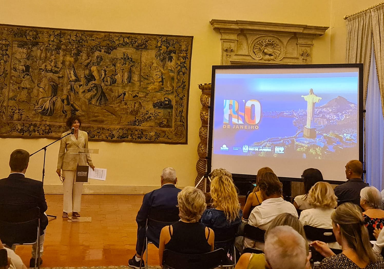 Abertura do encontro com o trade italiano