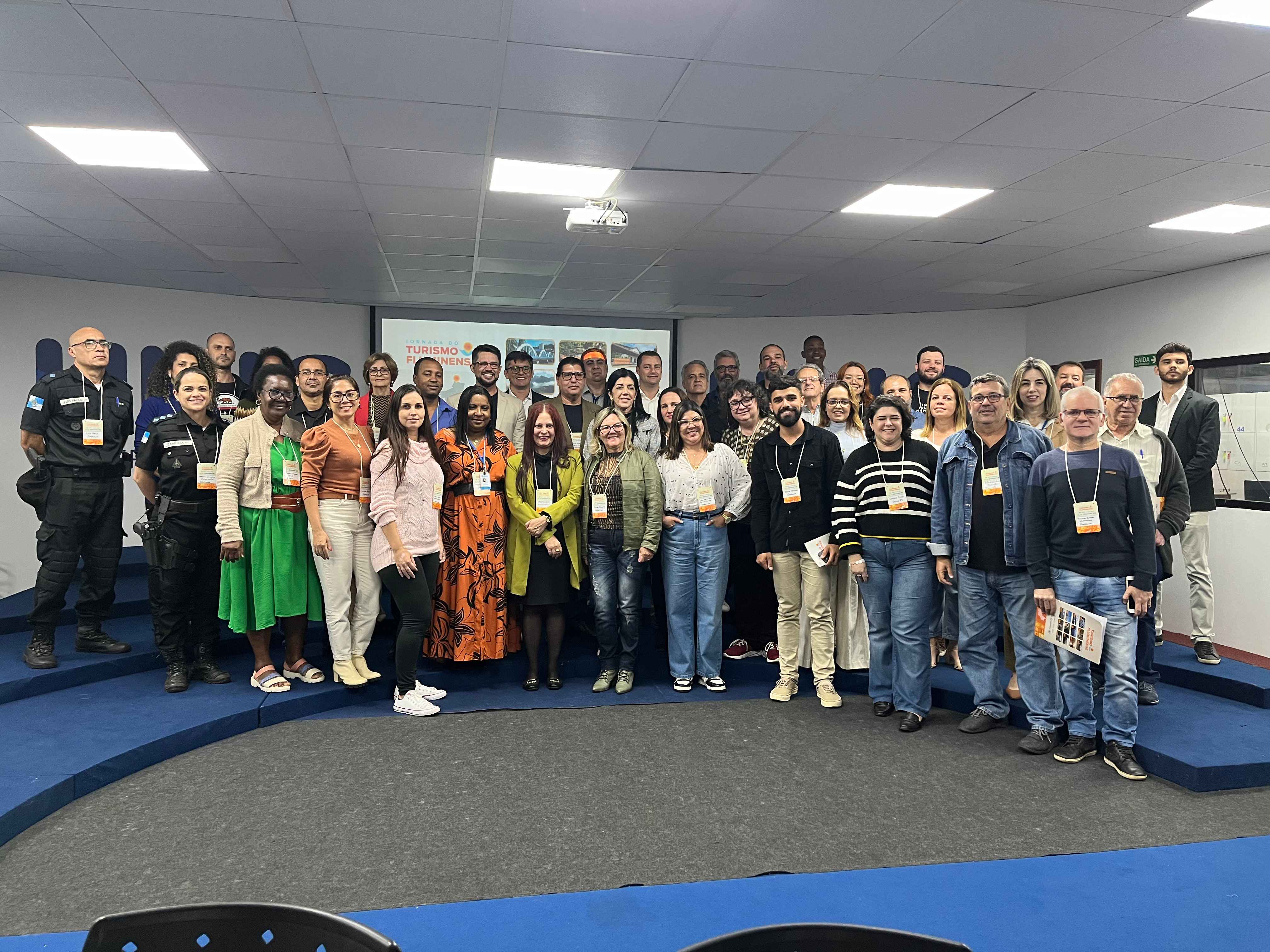 Registro de encerramento da Jornada do Turismo Fluminense Águas do Noroeste