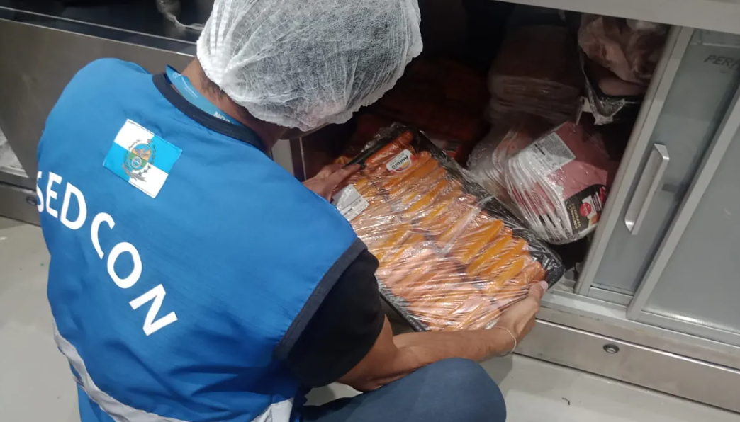 Fiscalização em mercado