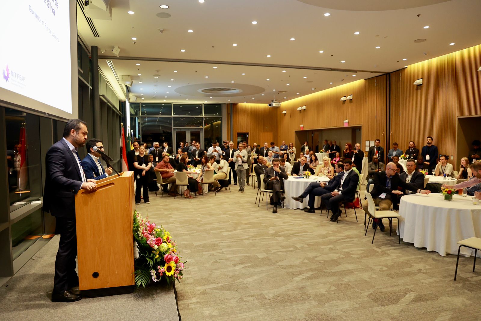 Governador Cláudio Castro anuncia: Rio de Janeiro será sede do Energy Summit em 2024