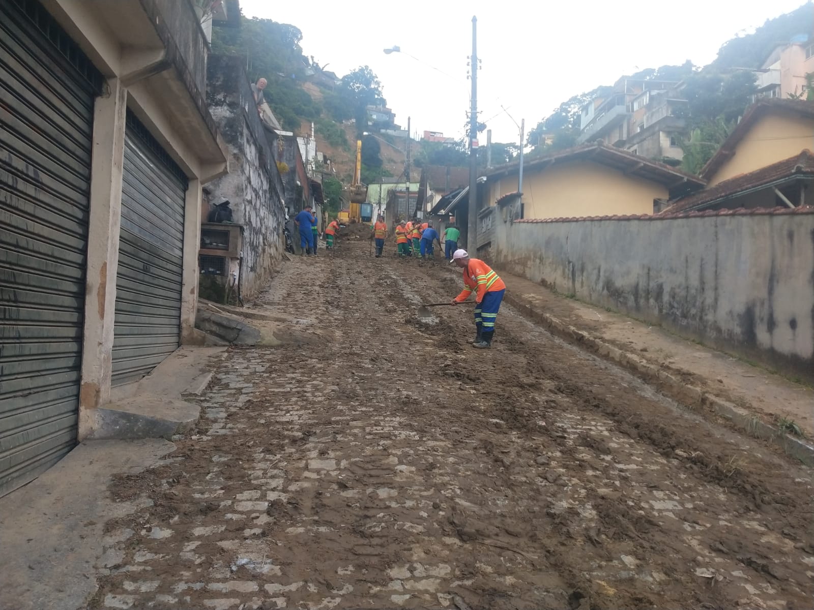trabalhadores tragédia petropolis