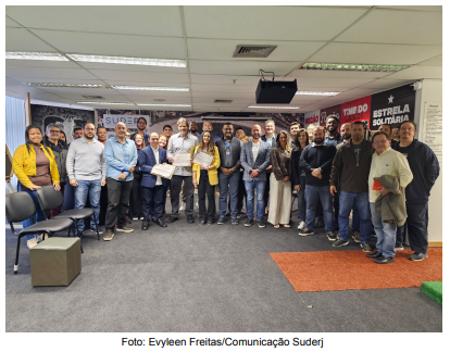  Reconhecer e honrar os profissionais ligados ao esporte é valorizar