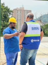 Foto: Presidente da SUDERJ, Marcos Santos, acompanhando a retomada das obras.