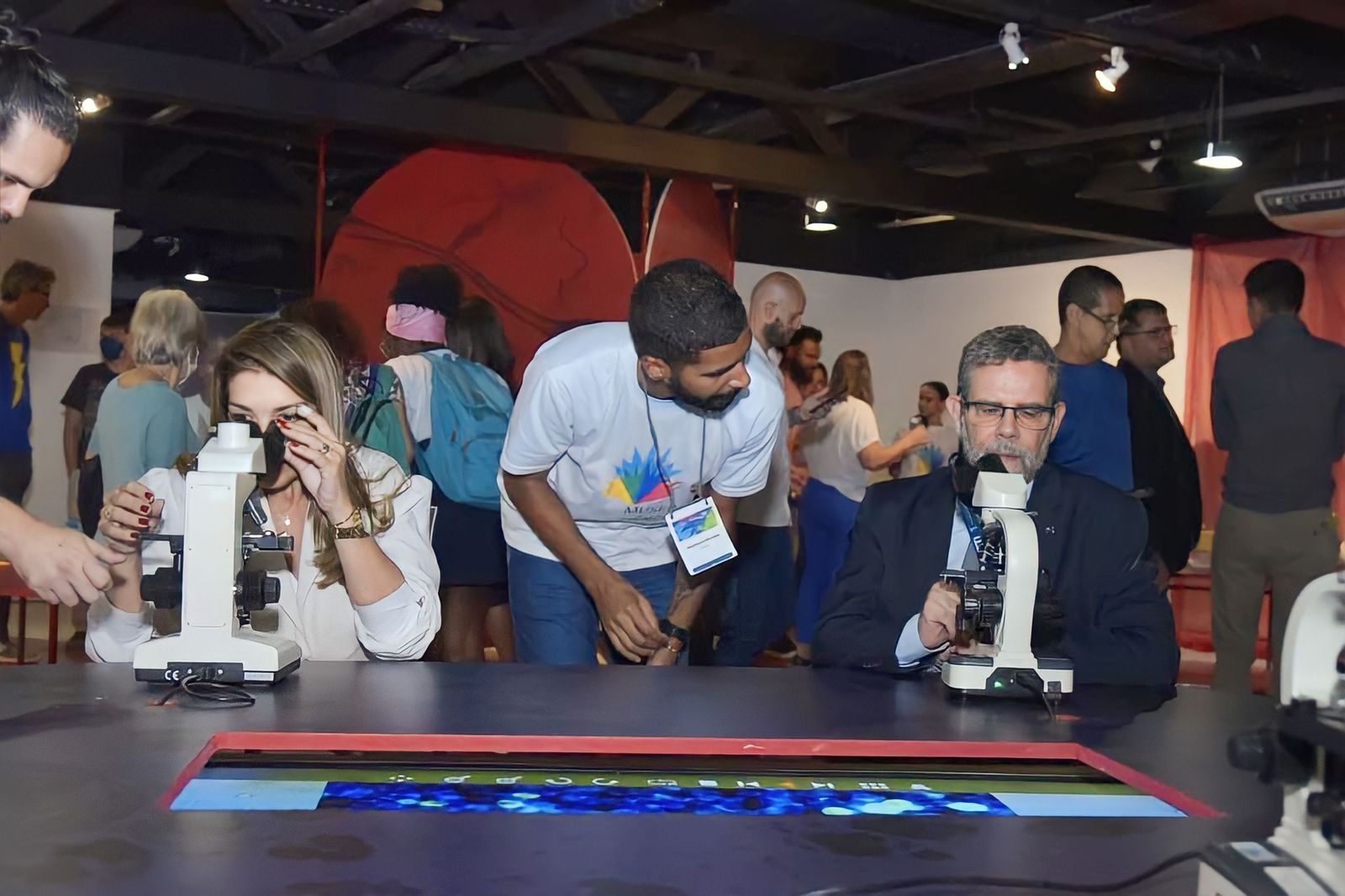  Inauguração de duas novas exposições emocionantes