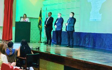 Secretário participa de treinamento de professores do Projeto “Intramuros” da FAETEC