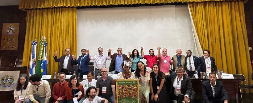 Grupo de líderes da Economia Solidária