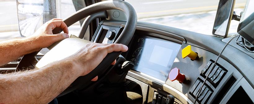 Motorista de ônibus é uma das vagas disponíveis