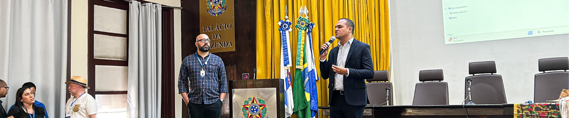 Secretario Felipinho Ravis prestigiou  a Conferência de Economia Solidária 