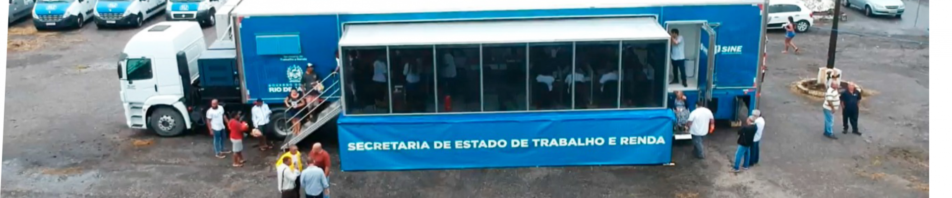 Carreta do Trabalhador da SETRAB atende população no Dia do Trabalho