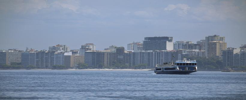 Barcas durante a travessia